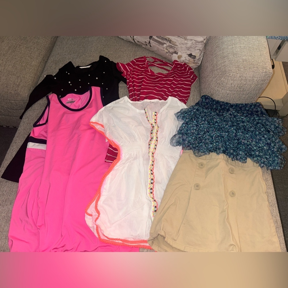 Lot of 6 different dresses and skirts for girls size 8 - Picture 2 of 16